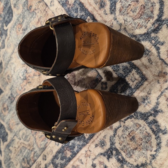 7/7.5 Kork-Ease Carmella Platform Clog Heels in Dark Gray Leather & Brown Wood - Picture 3 of 14